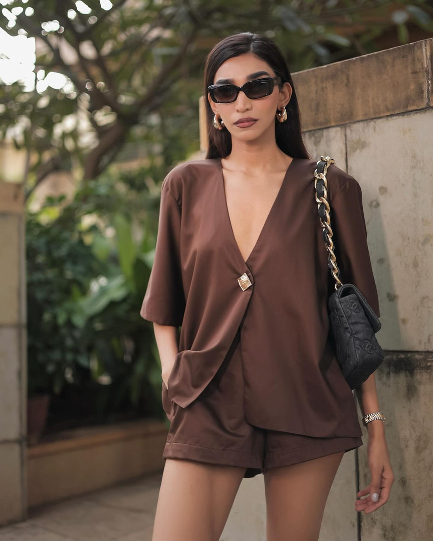 Luna Set Shorts - Brown (On Juhi)
